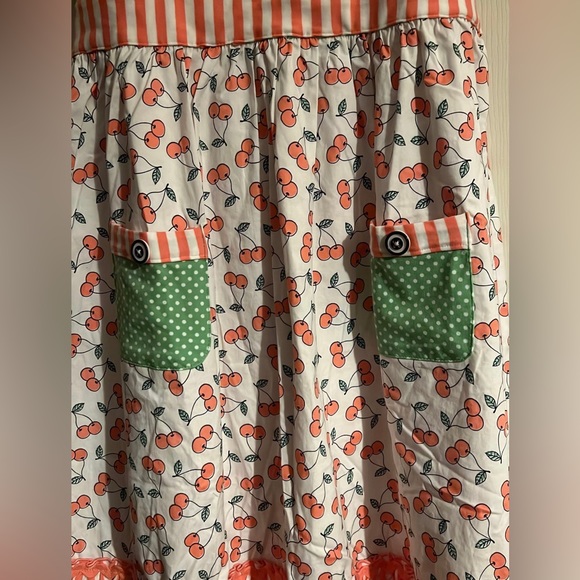 Serendipity by shrimp and grits kids, Dress, size XXL (11-12)
Pink, green, NWT - Picture 4 of 5